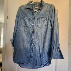 *Merona Light Blue Denim Tunic Shirt Size M Euc*